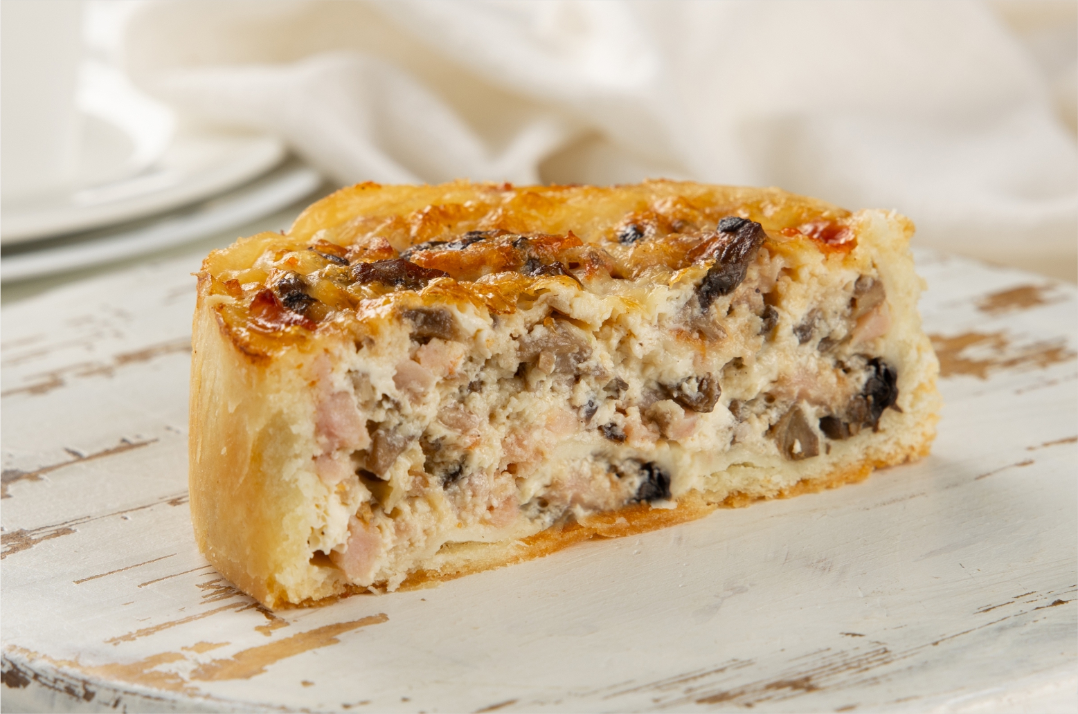Киш с ветчиной, сыром и грибами (мини)