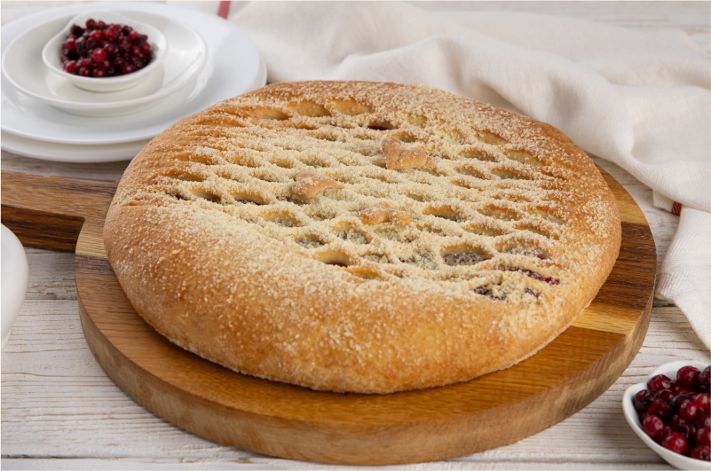 Пирог с брусникой и клюквой