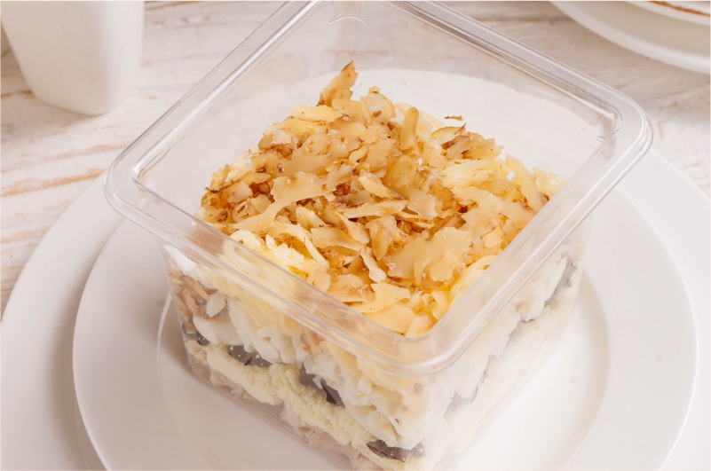 Салат с курицей и черносливом