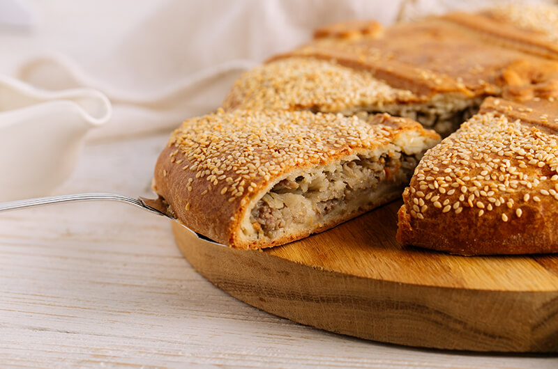 Пирог Татарский с говядиной и картофелем