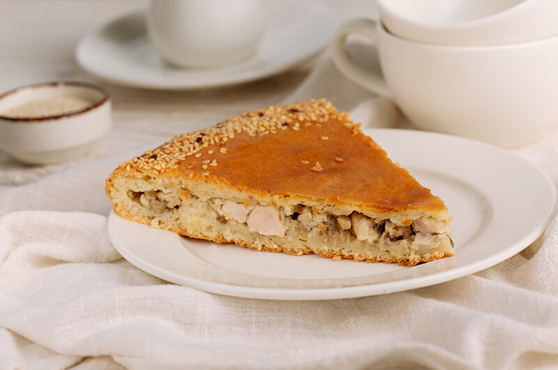 Пирог Осетинский с курицей, сыром и грибами