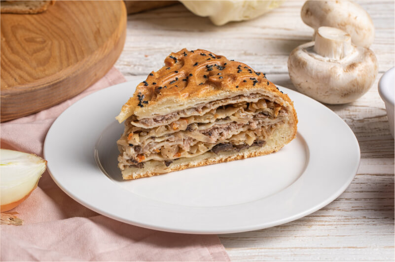Курник с мясом, капустой и грибами